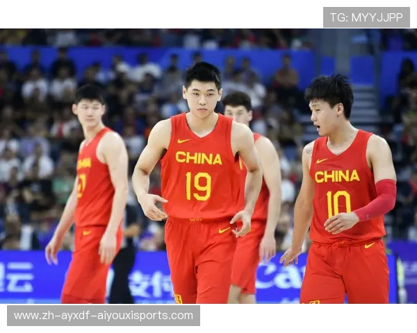 篮球联赛中的CBA是否存在足球运动员？